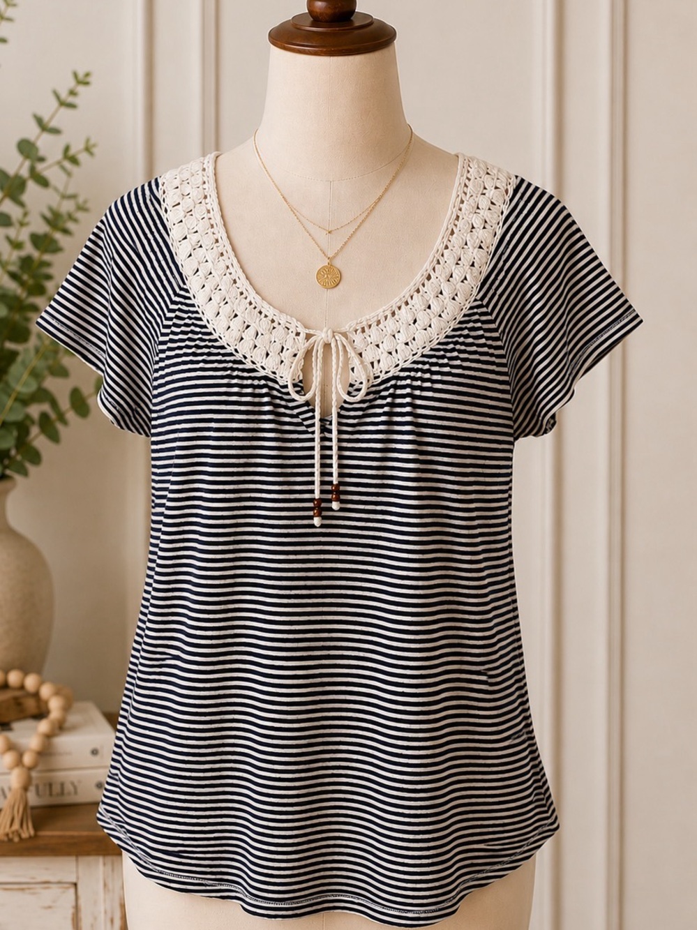 Lucky Brand NWT Striped Crochet Neck Top Small Navy White Boho Short Sleeve Tee